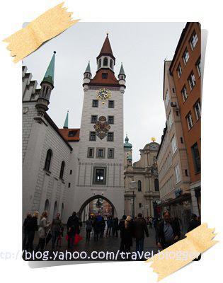 Church tour around Marienplatz
