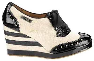 Shoe of the Day | Anna Sui for Hush Puppies RNR Oxford Wedges