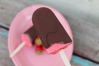 Chocolate Dipped Strawberry Creamsicles Chocolate Dipped Strawberry Creamsicles