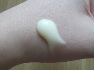 Review of Clinique's Dramatically Different Moisturising Gel
