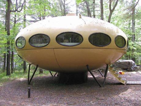 The Futuro House Project - Information, Photos & Locations Futuro To Rent - Pod Up North