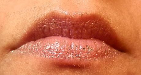 Swatches: Lips: Lip Stick : Revlon: Revlon Colour Bust Lip Butter 025 Peach Parfait Swatches