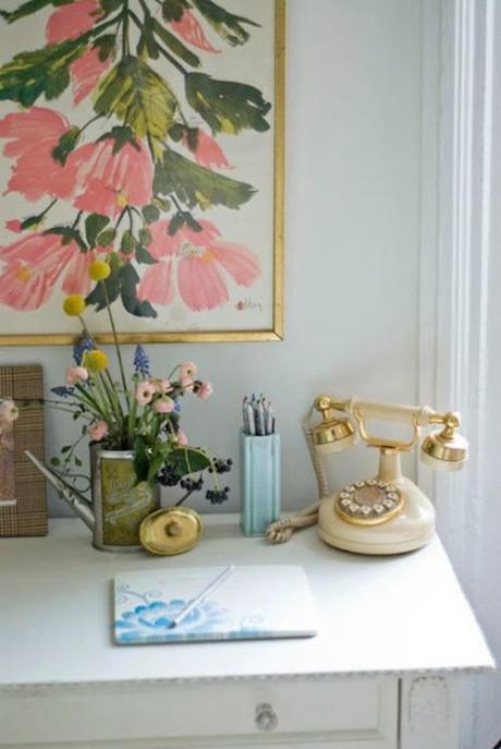 Nook&Sea-NookAndSea-Vintage-Scarf-Art-Pinterest-DIY-Framed-Home-Decor 5 unique DIY’s to try