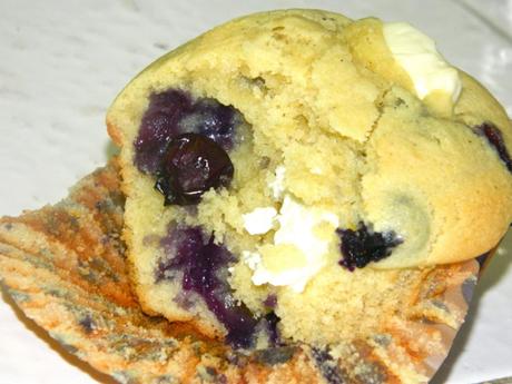 cream cheese blueberry muffins