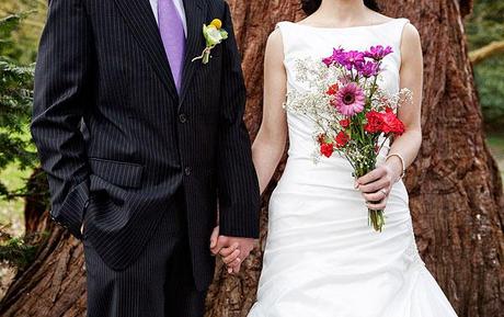Outdoor wedding inspiration shoot on English Wedding Blog Outdoor wedding inspiration shoot on English Wedding Blog