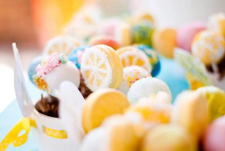 retro citrus bridal shower: cake pops PHOTOS // Retro Citrus Bridal Shower