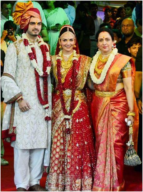Actress Esha Deol Married Businessman Bharat Takhtani