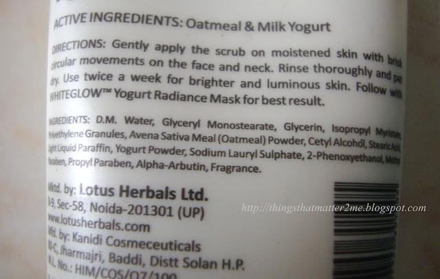Lotus Herbals WhiteGlow Oatmeal & Yogurt Skin Whitening Scrub