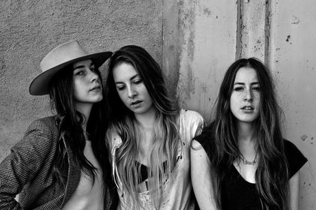Support Women Artists Sunday: Haim Support Women Artists Sunday: Haim