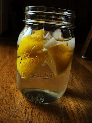 Lemon Water: Reasons Why I Drink (Detox Day)