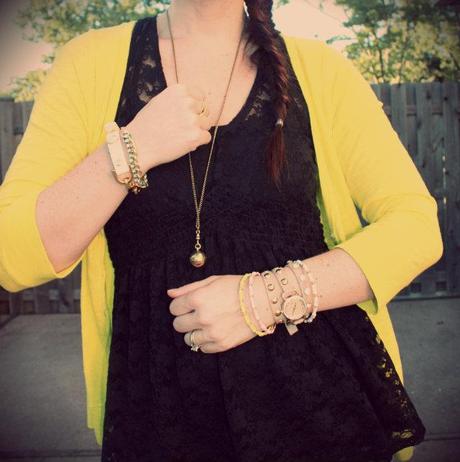 Outfit: Neons and neutrals jewelry