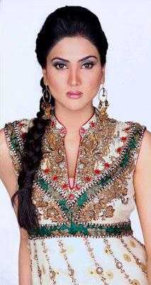 Top Pakistani Fashion Model And Actor Fiza Ali profile