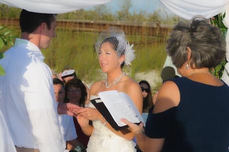 A FLORIDA BEACH WEDDING CEREMONY