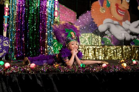 t5 Toddlers & Tiaras: Jump Up And Try To Catch A Handful Of Crazy Beads, Because It’s Time For Miss Mardi Gras Madness! Whatever Floats Your Float.