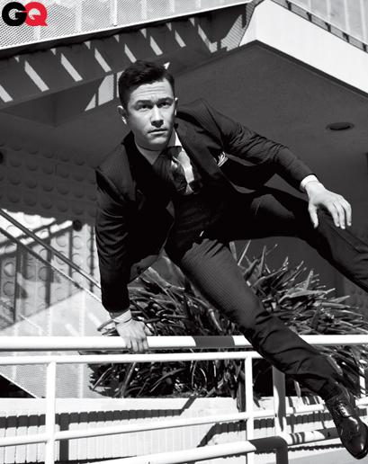 joseph-gordon-levitt-gq-august-2012-02 JOSEPH GORDON-LEVITT IN DOLCE & GABBANA 3 PIECE SUIT
