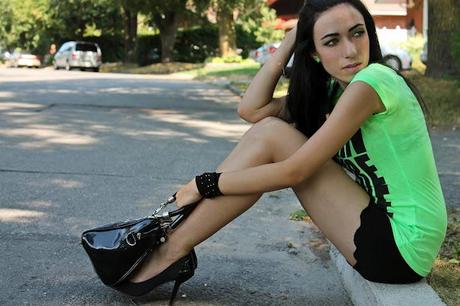 OOTD: Been There Done That / Neon Green