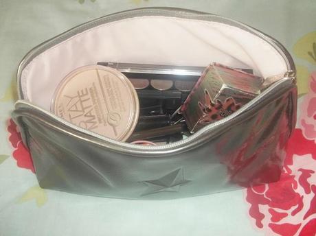 A look into my travel makeup bag