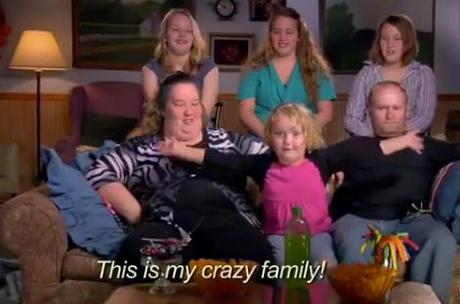 h Here Comes Honey Boo Boo: Alana Is Back And She Done Brung Her Family With Her! Get Ready For Some Mud Splashing, Glitzy Pig Squealing Fun!