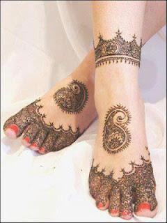 Latest Pakistani Eid Feet Mehndi Designs 2012 For Girls