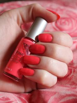 Neon brights – Nail polish to brighten up the last of summer
