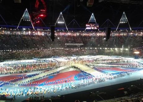 London 2012 ends with a pop as Take That, the Spice Girls and One Direction light up closing ceremony