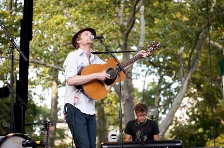 Lumineers 0170 THE LUMINEERS PLAYED CENTRAL PARK WITH OLD CROW MEDICINE SHOW [PHOTOS]