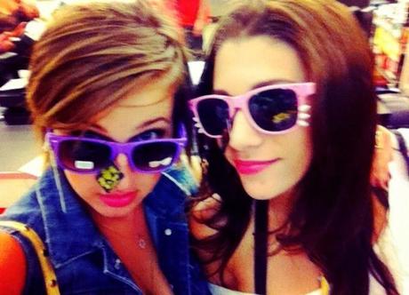 This & That kitty sunglasses