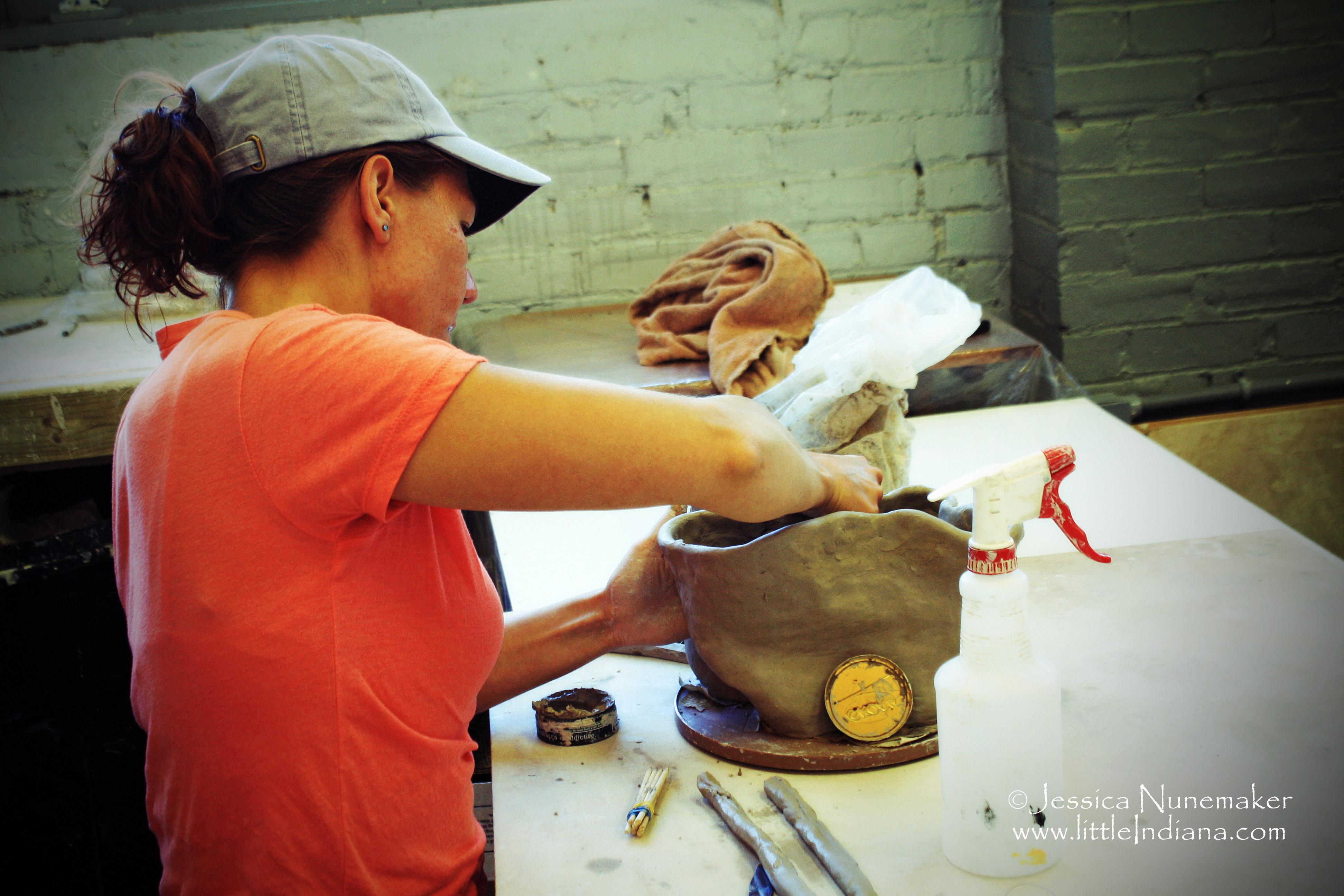The Potters Bench: Peru, Indiana -- Lindsey Hitchings at Work