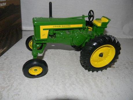Huge Toy Tractor Auction | JJ's Auction Service Huge Toy Tractor Auction | JJ's Auction Service