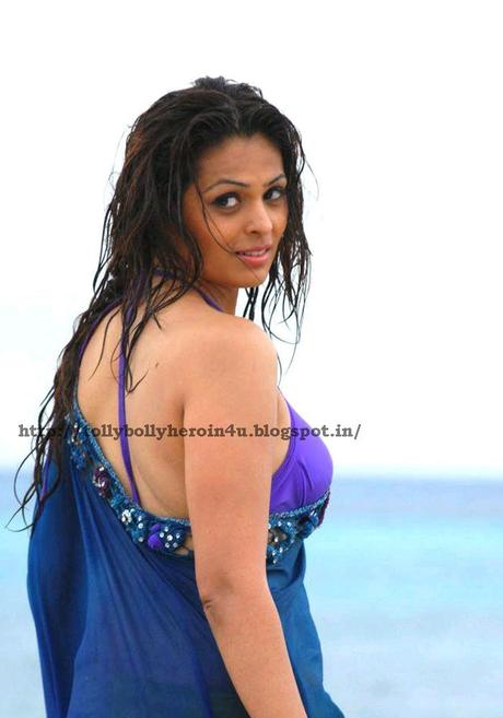 Anjana Sukhani - Hot n Sexy Pics
