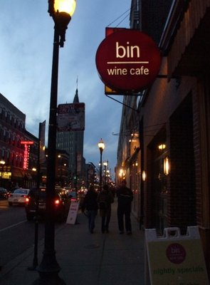 Miss A Article Best Wine Bars in Chicago