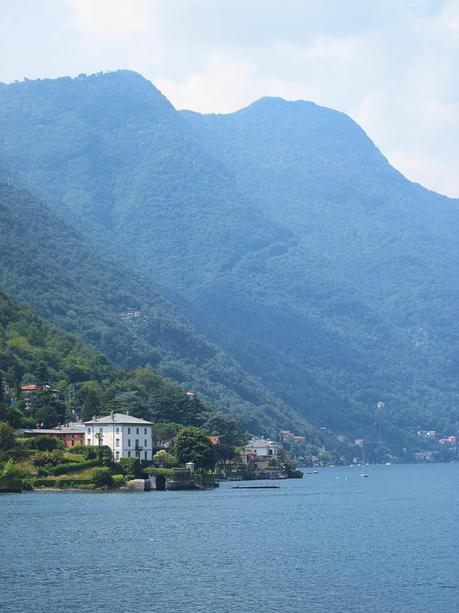 The fairy tale beautiful Lake Como, Italy