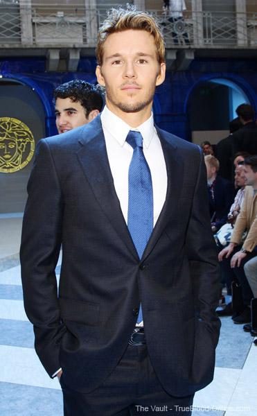 65244423thevault621201113455PM Ryan Kwanten attends Versace fashion show in Milan