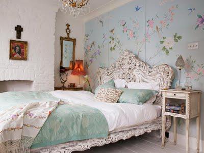 Tons and tons of gorgeous bedroom inspiration!