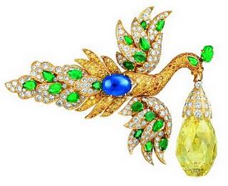 Not to be Missed: “Set in Style: The Jewelry of Van Cleef & Arpels” at the Cooper-Hewitt through July 4.