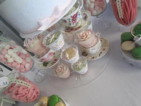 {PARTY FEATURE} A Sweet Bird High Tea Bridal Shower from Cakes by Joanne Charmand