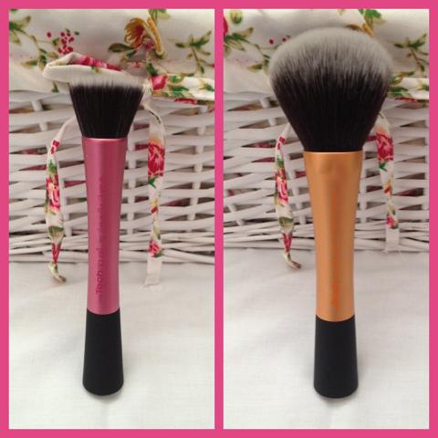 My Two Cents On The Real Techniques Brushes :) My Two Cents On The Real Techniques Brushes :)