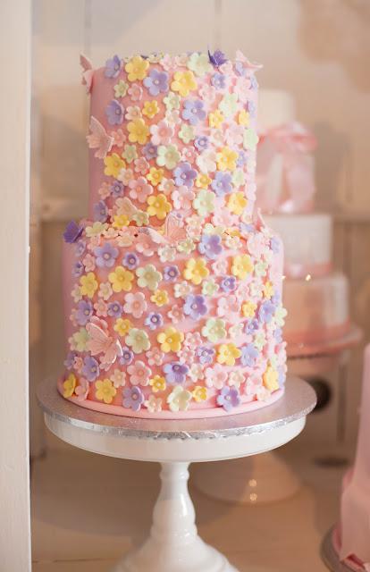 A Vintage French Patisserie Party by Little Big Company part of Tomkat Designer Challenge A Vintage French Patisserie Party by Little Big Company part of Tomkat Designer Challenge
