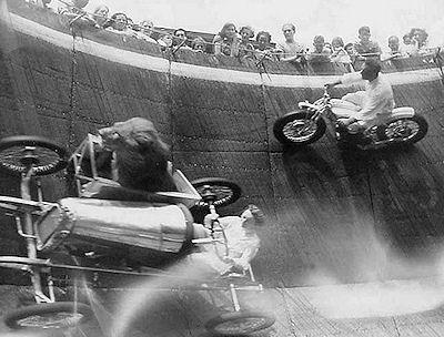 In The 1930s, Daredevils Would Drive Up Walls With Lions For Passengers