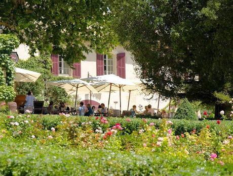 Chateau d'Estoublon - Summer Dining Nirvana