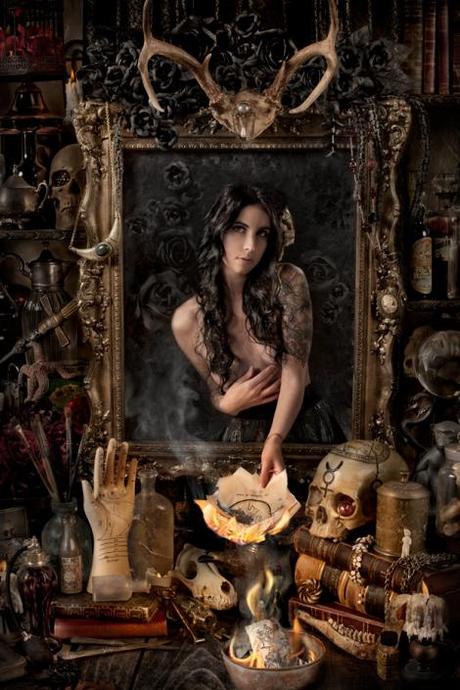 09_RansomAndMitchell_Charmaine_620_2011 Smoke & Mirrors