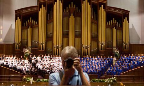 Mormon Tabernacle Choir Self Portrait