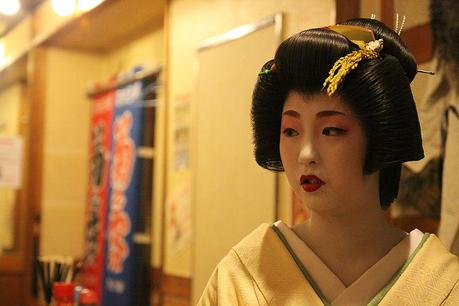 Hunting the Geisha Hunters in Kyoto