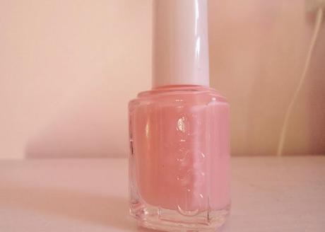 Essie - Mini How High (588)