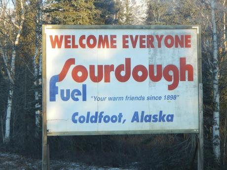 Entrance to Coldfoot Camp - Dalton Highway Entrance to Coldfoot Camp - Dalton Highway