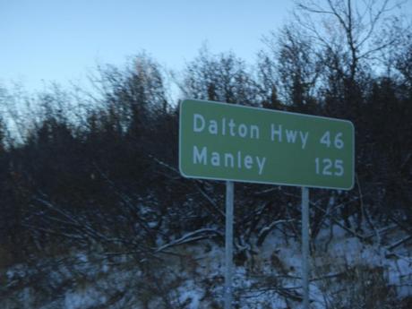 Heading towards the Dalton on the Elliot Highway Great Drives: Alaska’s Dalton Highway | Fairbanks to Deadhorse