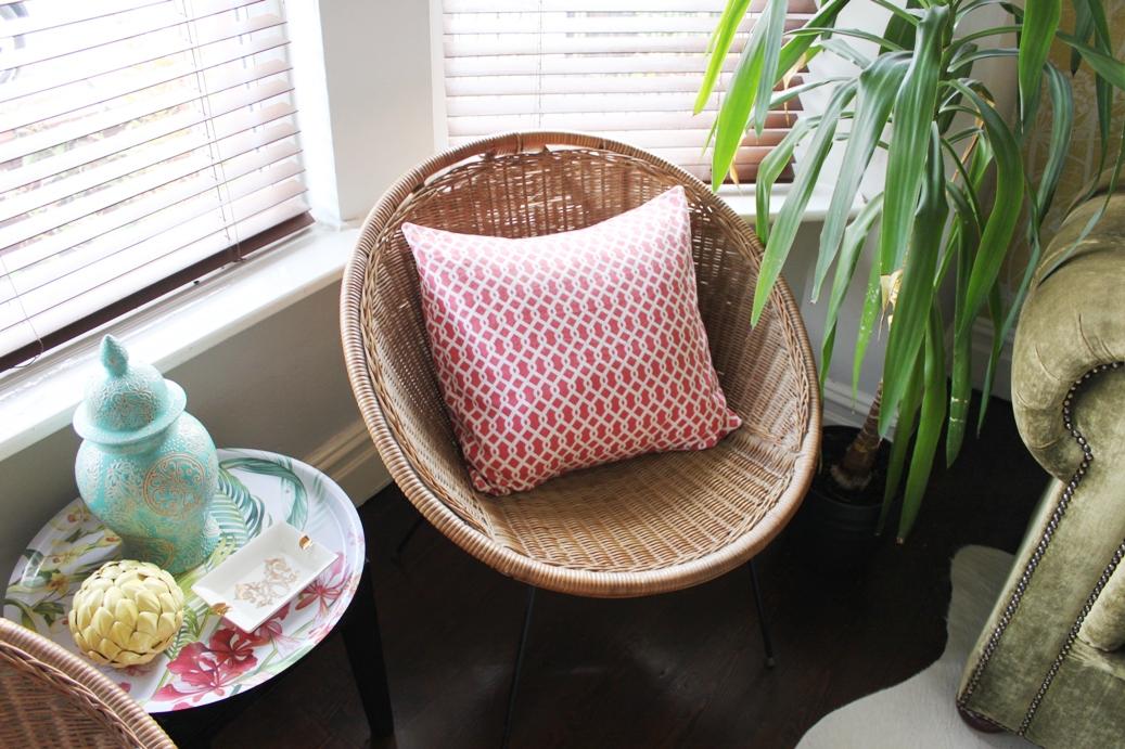 Take A Seat: Announcement #2 (in which I talk, amongst other things, about my Living Room) Take A Seat: Announcement #2 (in which I talk, amongst other things, about my Living Room)