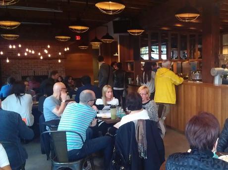 2012-10-27 14.43.34 EAT: Lucky’s Doughnuts in Vancouver, BC