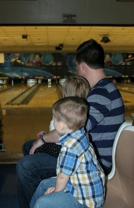 Outfit: Bowling Party family