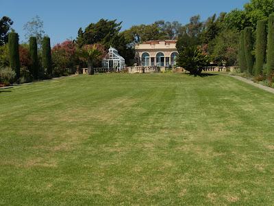 Yes Virginia, There Is a Public Garden In Beverly Hills - A Visit To the Virginia Robinson Garden